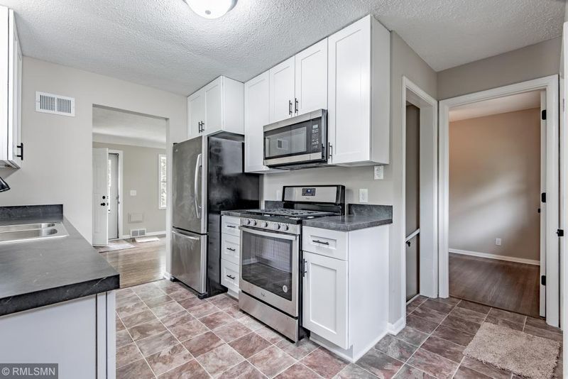 5344 Irving Ave N, Brooklyn Center, MN 55430