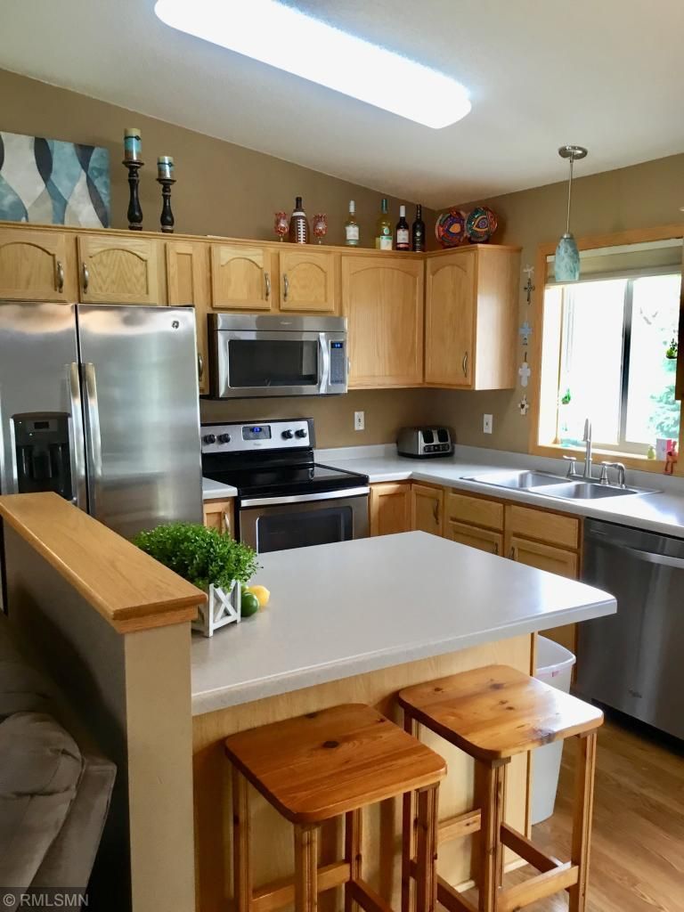 303 8th St NW, Dodge Center, MN 55927