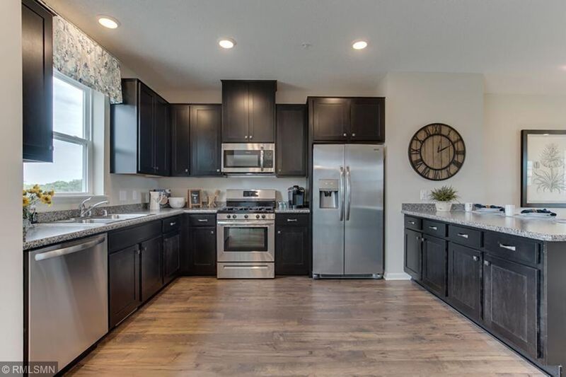1615 Windigo Ln, Shakopee, MN 55379