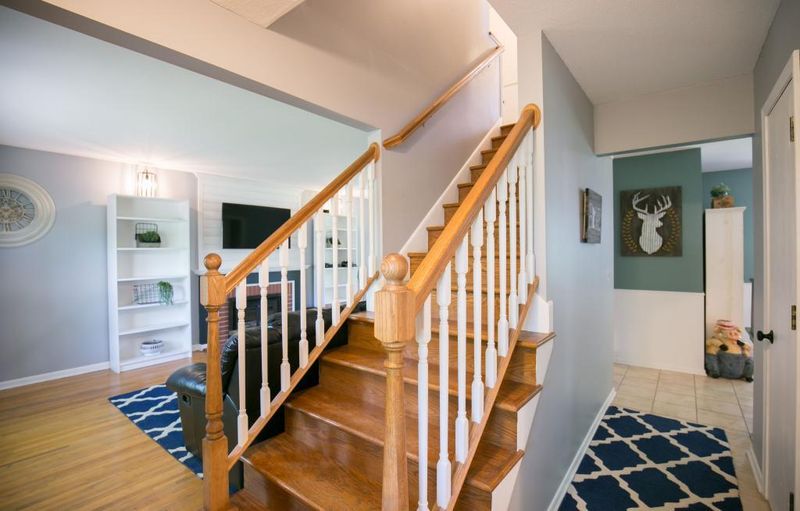 175 Craigbrook Way NE, Fridley, MN 55432
