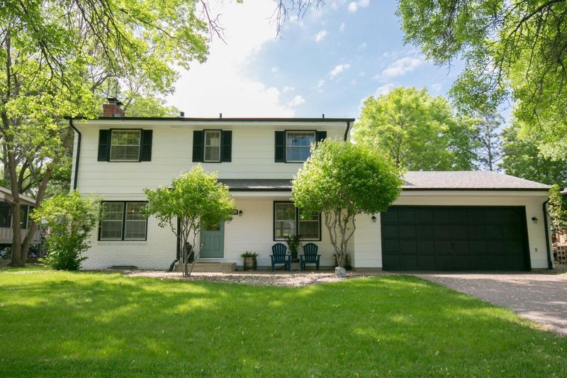 175 Craigbrook Way NE, Fridley, MN 55432