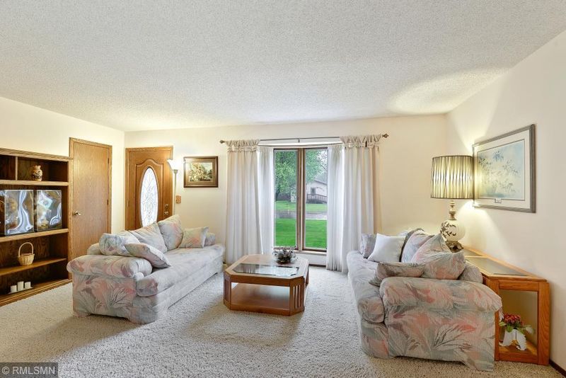 6725 Yukon Ave N, Brooklyn Park, MN 55428