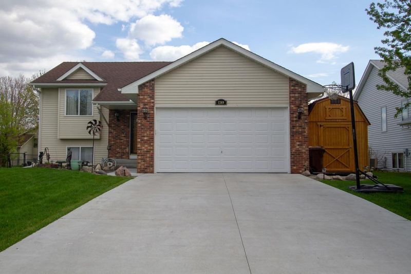 1369 Vixen Ln, Delano, MN 55328