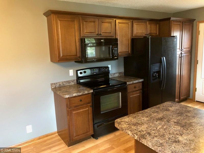 11809 Bittersweet St NW, Coon Rapids, MN 55433