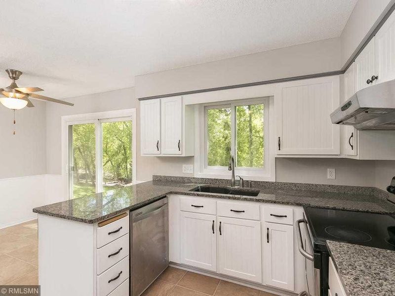 7595 Bittersweet Dr, Eden Prairie, MN 55344