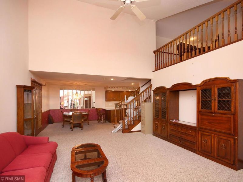 717 1st St SE, New Prague, MN 56071