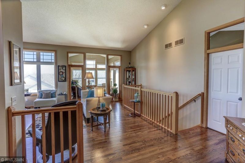 14574 Hunters Ln, Savage, MN 55378