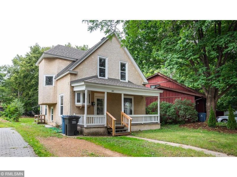 421 7th St SE, Minneapolis, MN 55414