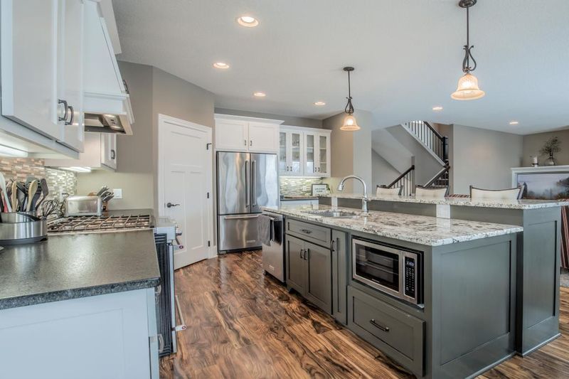 6728 Kimberly Ln N, Maple Grove, MN 55311