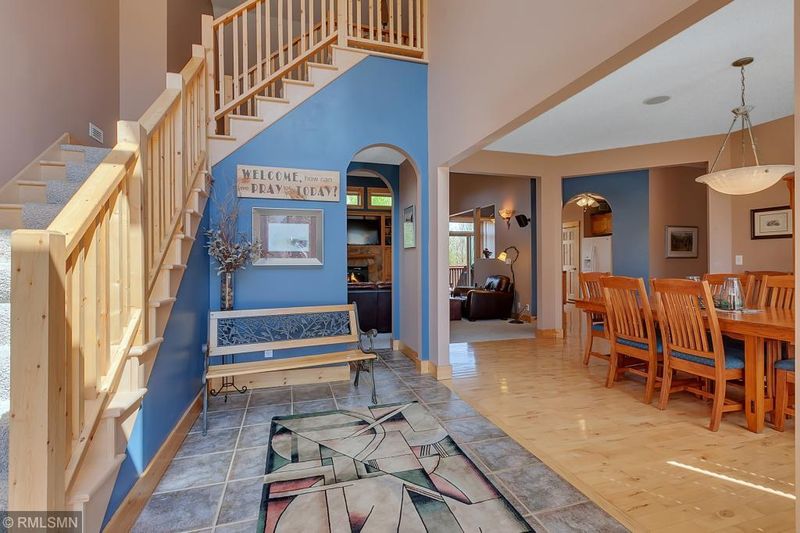 358 Maple Dr, Foley, MN 56329