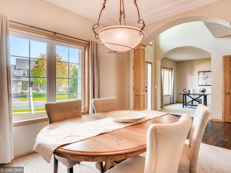 2858 Bobcat Trl, Prior Lake, MN 55372