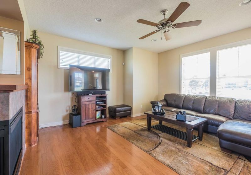 24386 Superior Dr, Rogers, MN 55374
