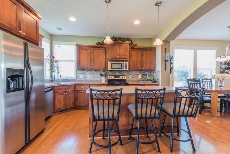 24386 Superior Dr, Rogers, MN 55374