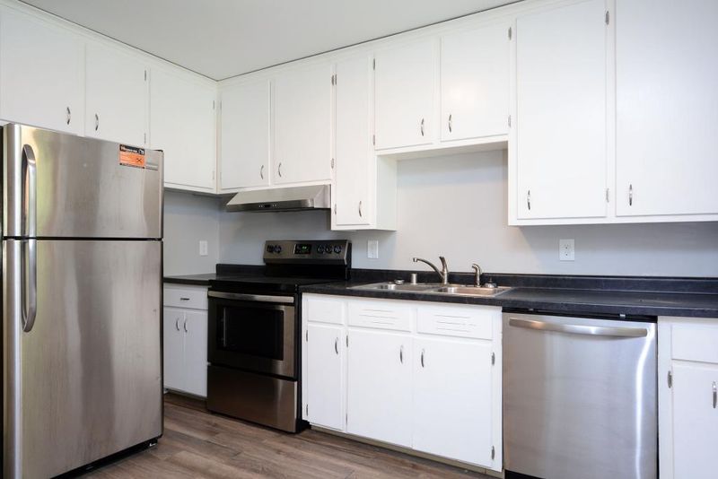 1750 Larpenteur Ave E, Saint Paul, MN 55109