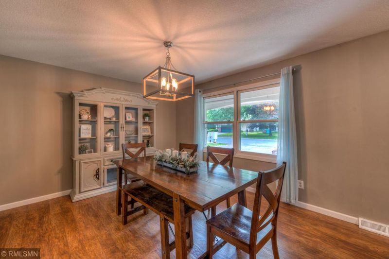 8037 Dawn Ave, Inver Grove Heights, MN 55076
