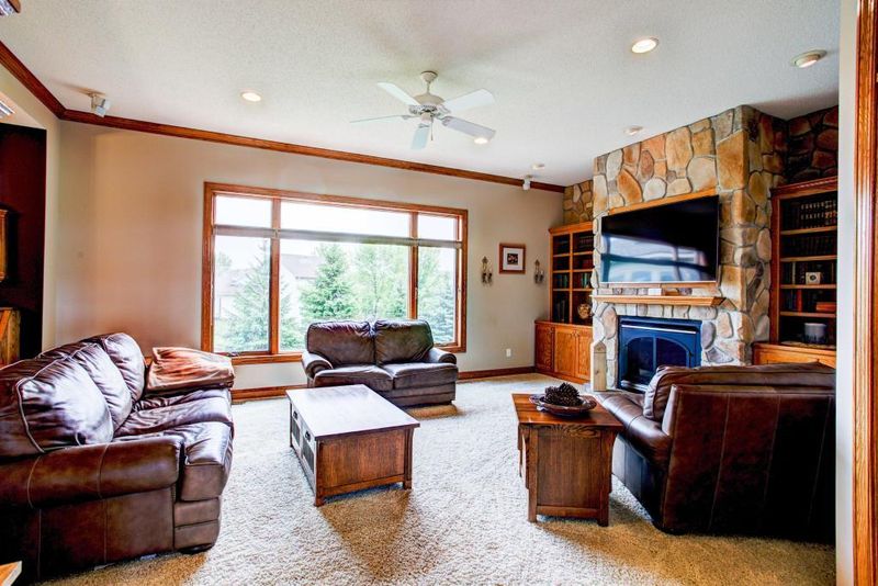 4084 Jasmine Ct NE, Saint Michael, MN 55376