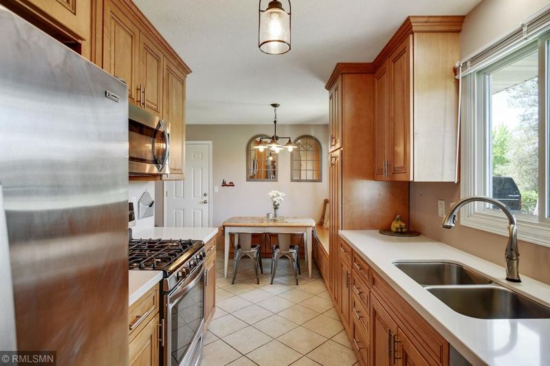 13000 Deerwood Ln N, Dayton, MN 55327