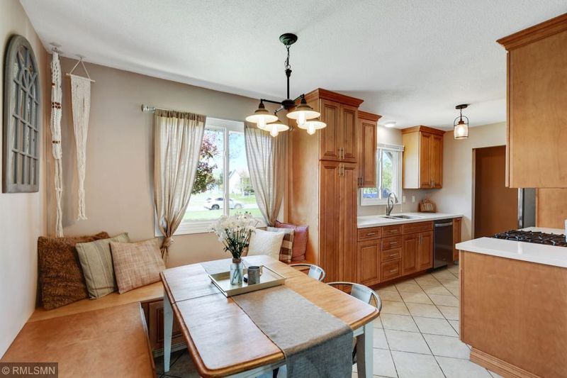 13000 Deerwood Ln N, Dayton, MN 55327
