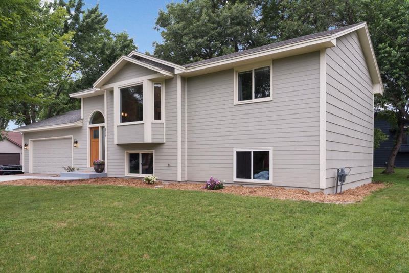 2355 126th Ave NW, Coon Rapids, MN 55448