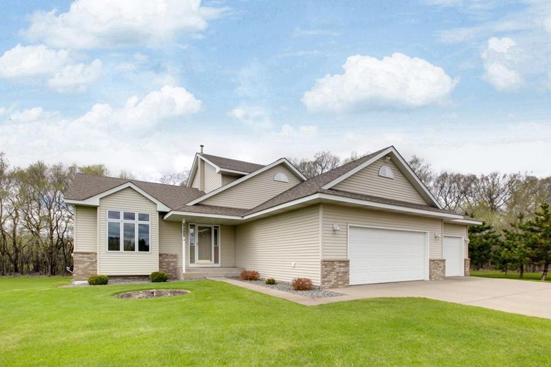 19548 207th St NW, Big Lake, MN 55309
