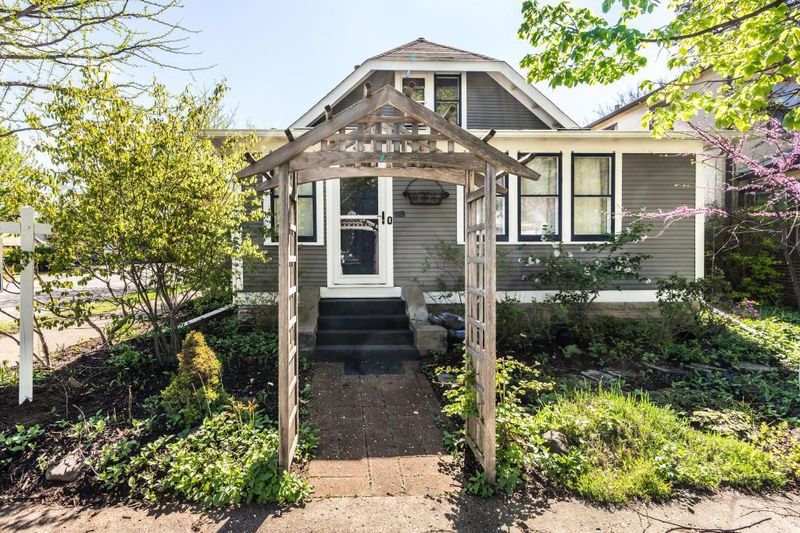 4201 39th Ave S, Minneapolis, MN 55406