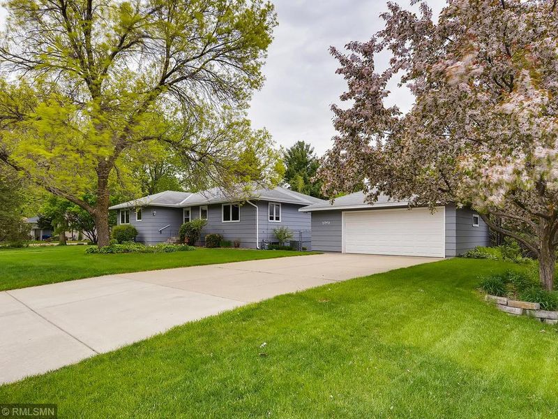 2049 67th St E, Inver Grove Heights, MN 55077