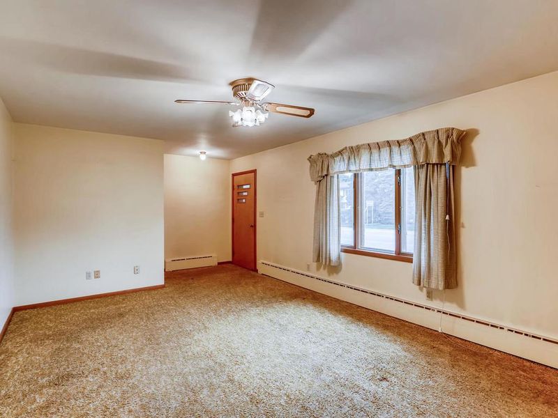 311 4th Ave NW, New Prague, MN 56071