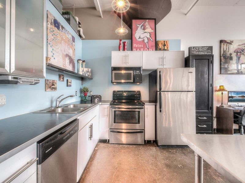 500 Robert St N #712, Saint Paul, MN 55101