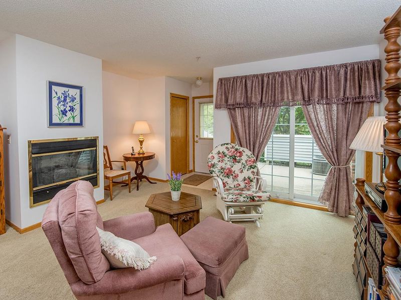 3643 Willow Ln, White Bear Lake, MN 55110