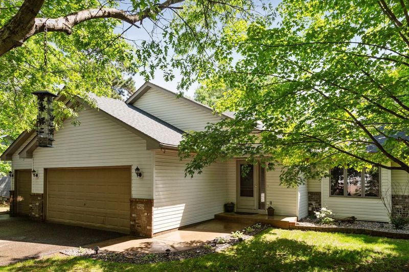 9329 Jamestown St NE, Blaine, MN 55449