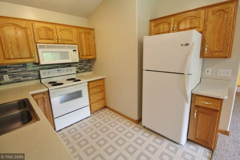 6582 381st St, North Branch, MN 55056