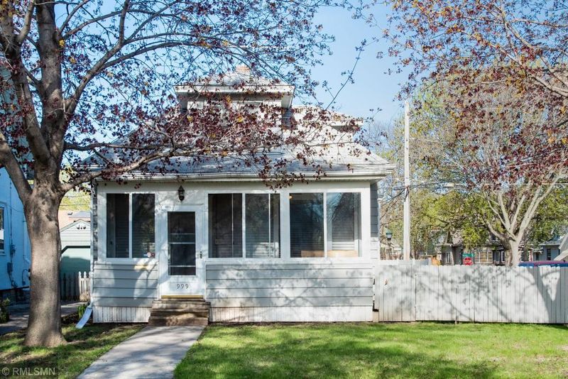 999 Como Pl, Saint Paul, MN 55103