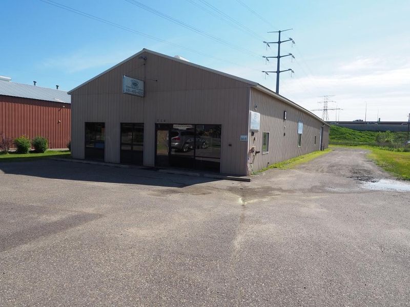 3148 Country Dr, Little Canada, MN 55117
