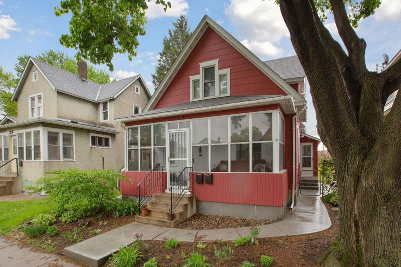 715 Buchanan St NE, Minneapolis, MN 55413