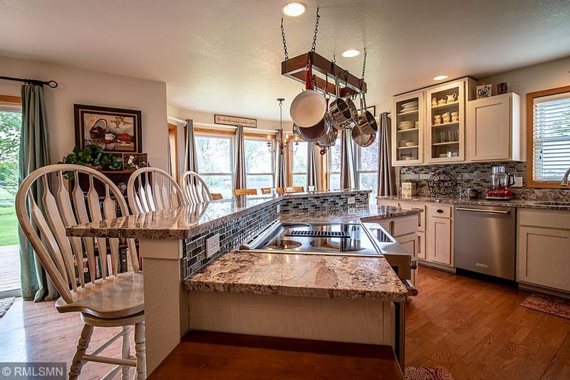 61704 108th St, Minnesota Lake, MN 56068