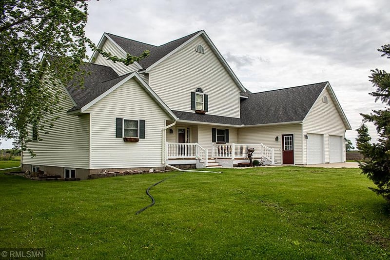 61704 108th St, Minnesota Lake, MN 56068