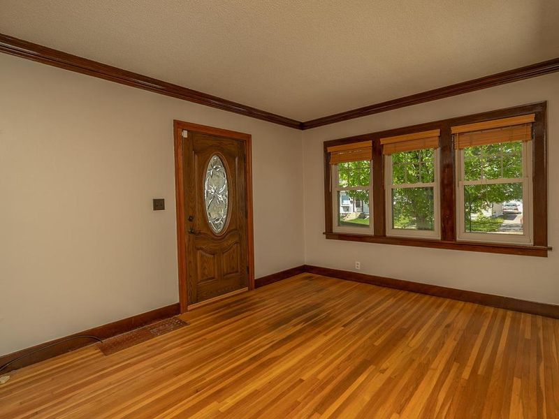1230 2nd St NE, Rochester, MN 55906