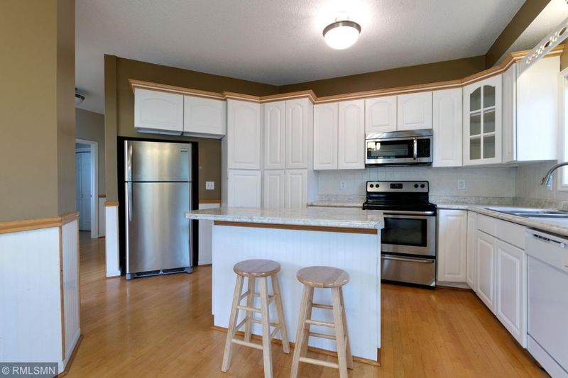799 90th Ave NW, Coon Rapids, MN 55433