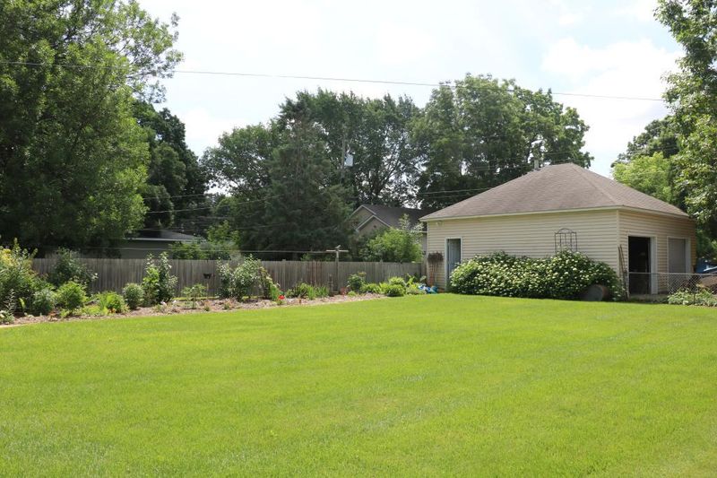 700 Elm St, Farmington, MN 55024