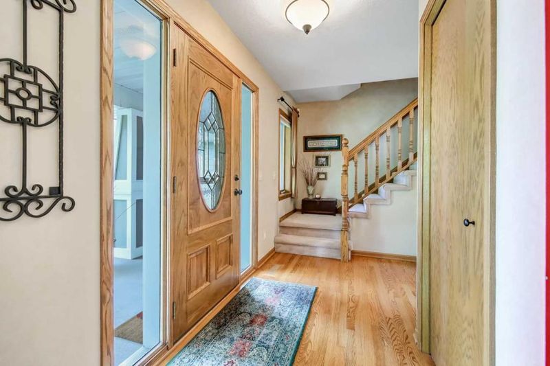 14955 Dufferin Ct, Savage, MN 55378
