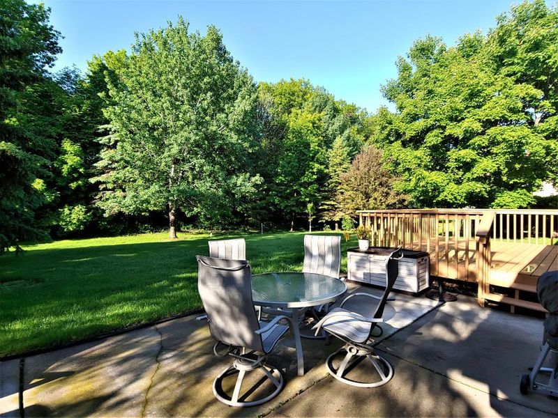 204 Greenbriar Ln, Buffalo, MN 55313