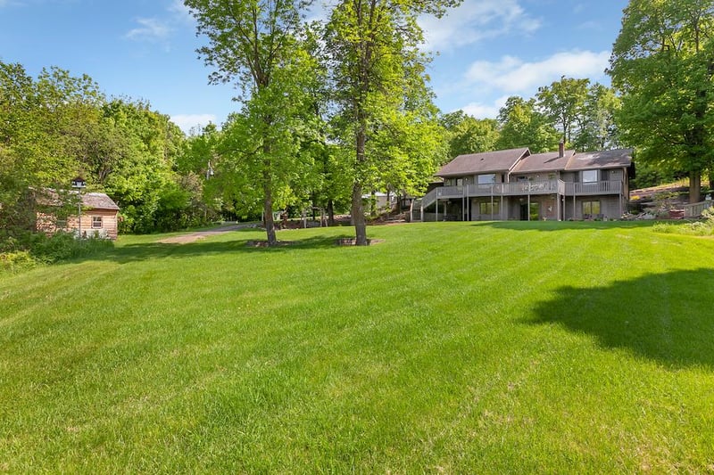 29822 Rose Ct, Melrose, MN 56352