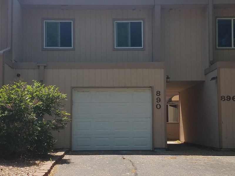 890 120th Ln NW, Coon Rapids, MN 55448