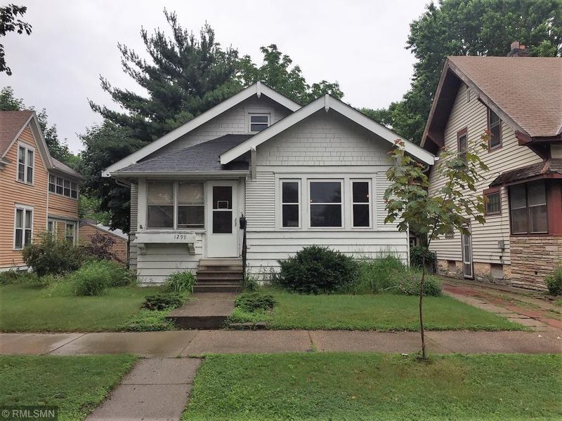 1299 Thomas Ave, Saint Paul, MN 55104