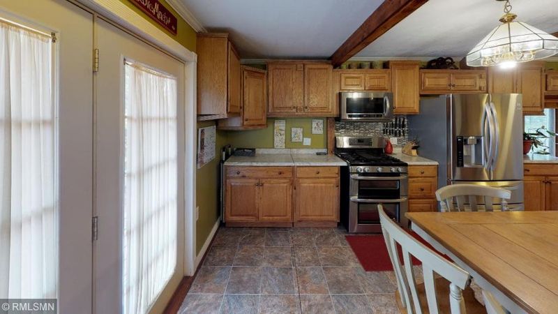 609 Birch Ave, Moose Lake, MN 55767