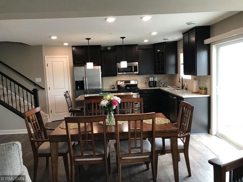 9866 5th Street Ln N, Lake Elmo, MN 55042
