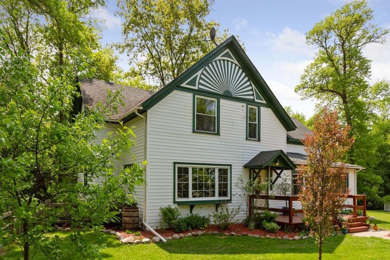 2925 Crestview Rd, Harris, MN 55032