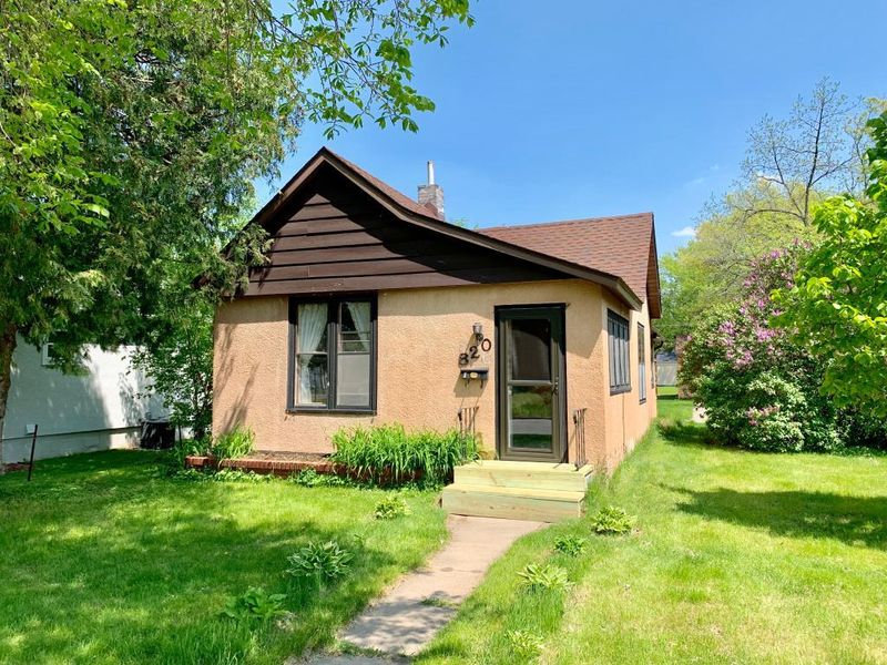 820 4th Ave NE, Brainerd, MN 56401