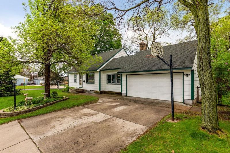 3301 59th Ave N, Brooklyn Center, MN 55429