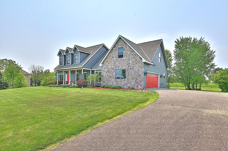 1 Bayhill Rd, White Bear Lake, MN 55110